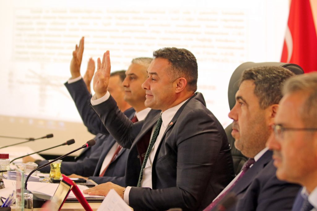 ALANYA BELEDİYESİ KASIM AYI MECLİS TOPLANTISI GERÇEKLEŞTİRİLDİ - Mega TV 2 3 - Mega TV