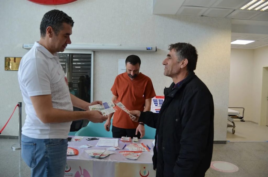 ALANYA EAH'SİNDE ORGAN BAĞIŞI HAFTASI KAPSAMINDA STANT KURULDU - Mega TV WhatsApp Image 2022 11 04 at 10.30.18 3 - Mega TV