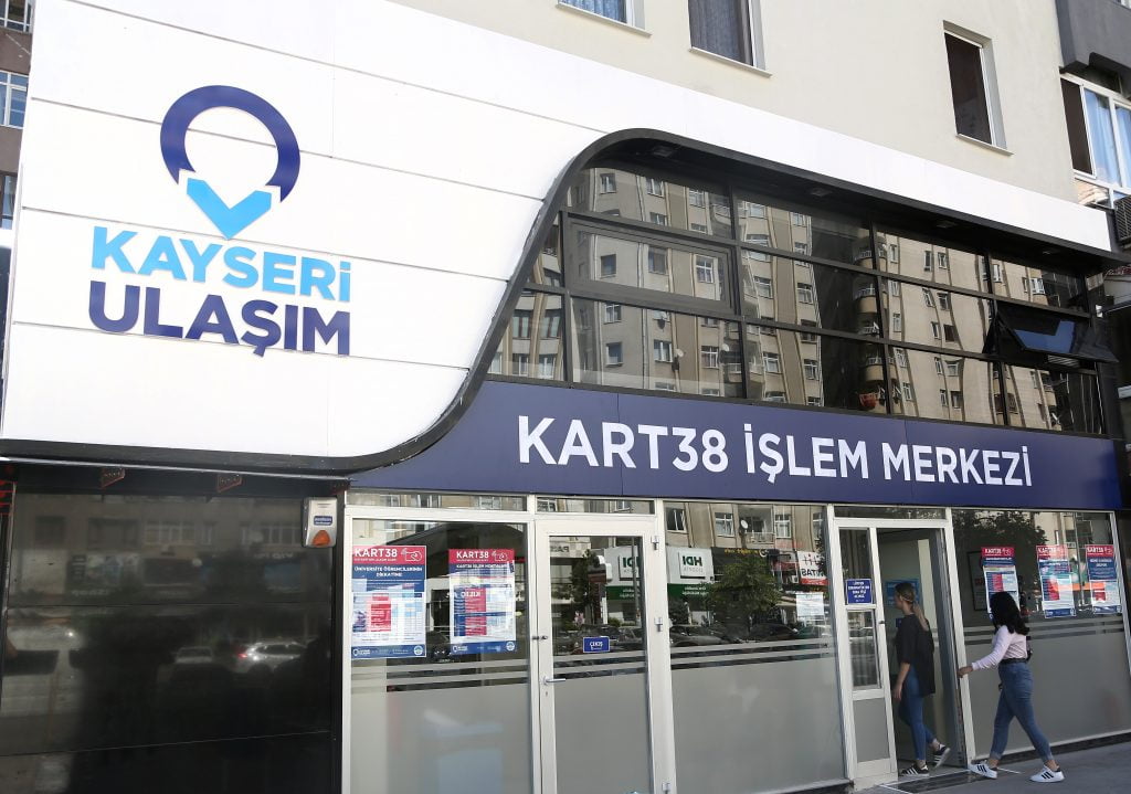 ÜCRETLİ ÖĞRETMENLERDEN BAŞKAN BÜYÜKKILIÇ’A “SEYAHAT KARTI” TEŞEKKÜRÜ - Mega TV 1 s - Mega TV