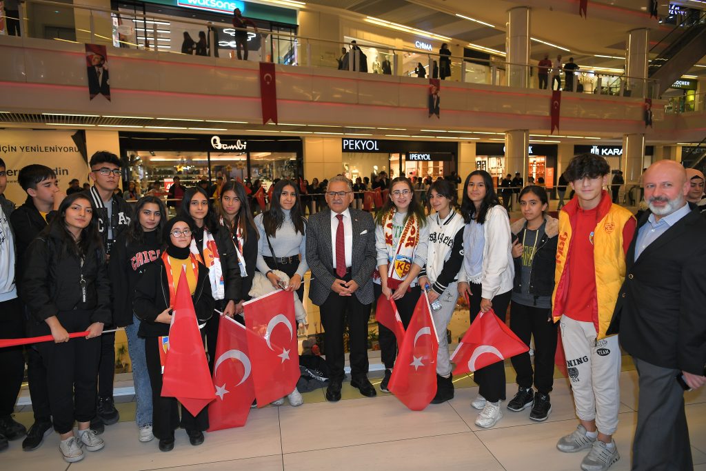 ABC 3989 5 1 - Mega TV