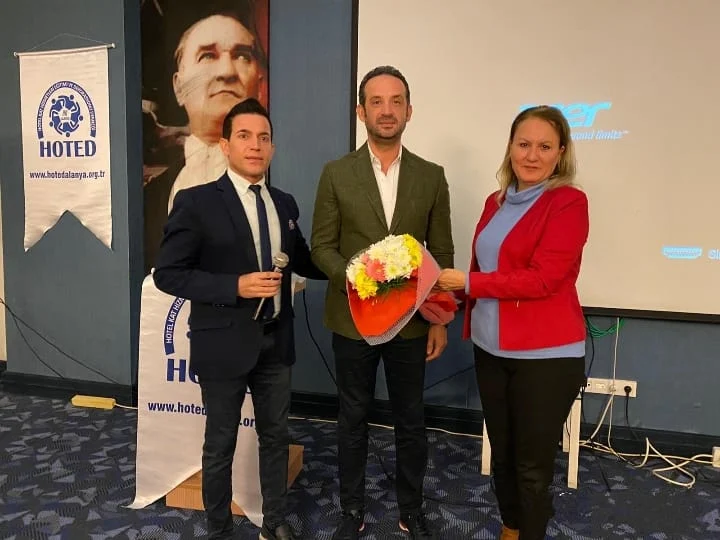 HOTED ÇALIŞMALARIYLA TAKDİR TOPLAMAYA DEVAM EDİYOR - Mega TV e32193fb e195 4e78 9ae5 0a2e375682fa jpg - Mega TV