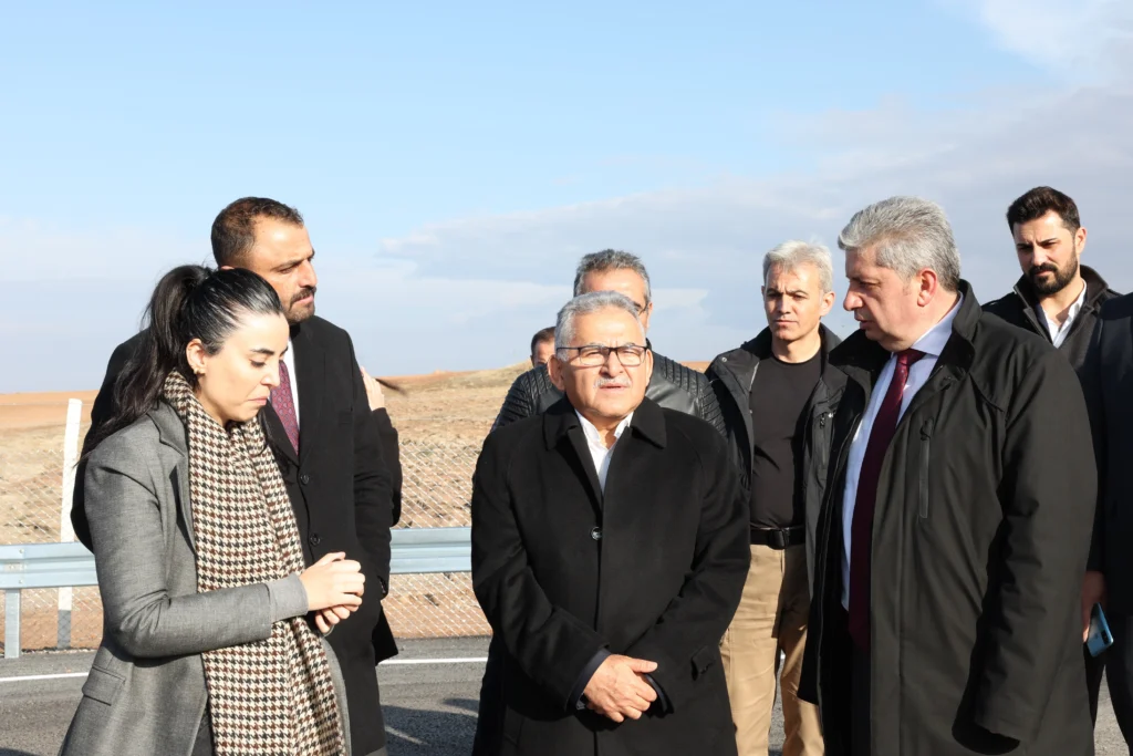 098A3073 a - Mega TV