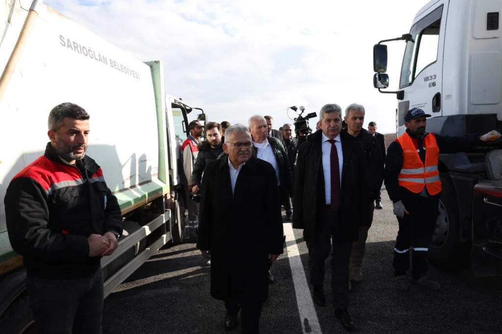 098A3083 s 1 - Mega TV