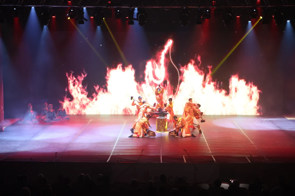 098A3330 u - Mega TV