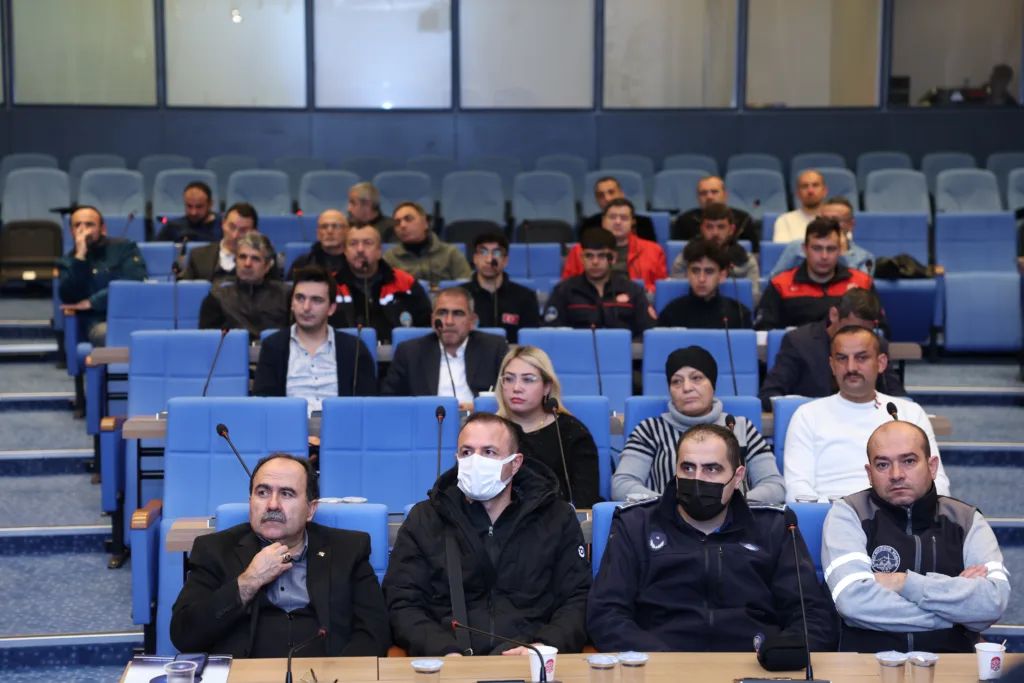 BÜYÜKŞEHİR İTFAYESİ’NDEN PERSONELE EĞİTİM - Mega TV 098A4693 3 - Mega TV