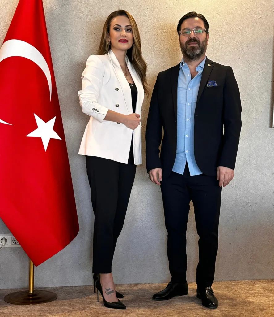 MEGA TV'DEN ZEKİ YAMANİ YILDIRIM BEY'E 1. KURULUŞ YILDÖNÜMÜ DAVETİ - Mega TV 86ff933b d157 4780 9395 66362195da83 1 - Mega TV