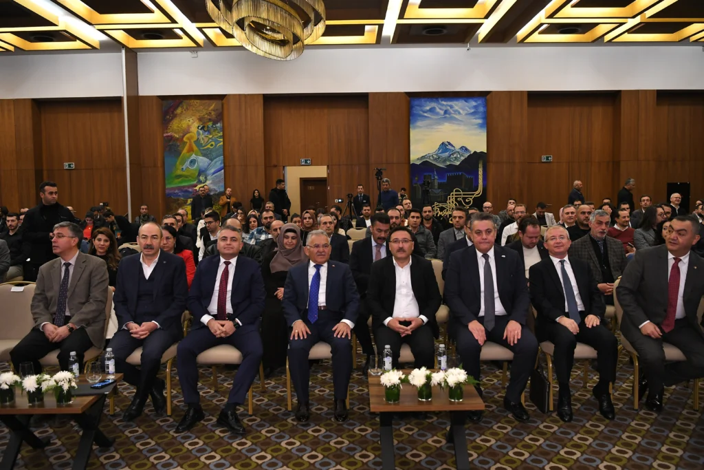 BÜYÜKKILIÇ: “KAYSERİ’MİZE YOL GÖSTERMEK YETİYOR” - Mega TV ABC 8479 2 - Mega TV