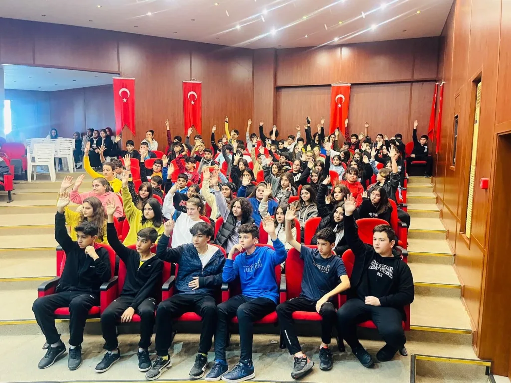 GAZİPAŞA KAYMAKAMI ORHAN ALTUN AHENK PROJESİ KAPSAMINDA DÜZENLENEN SEMİNERE KATILDI - Mega TV b4d8be48 e3ae 4ecb b1bd b460b5211819 - Mega TV