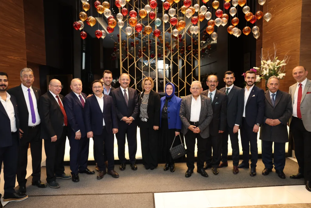 098A0757 i - Mega TV