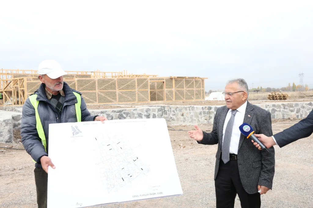 098A1636 v - Mega TV