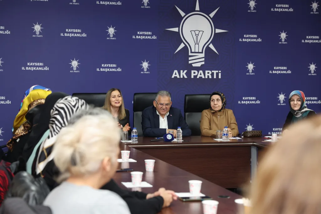 098A8317 3 - Mega TV