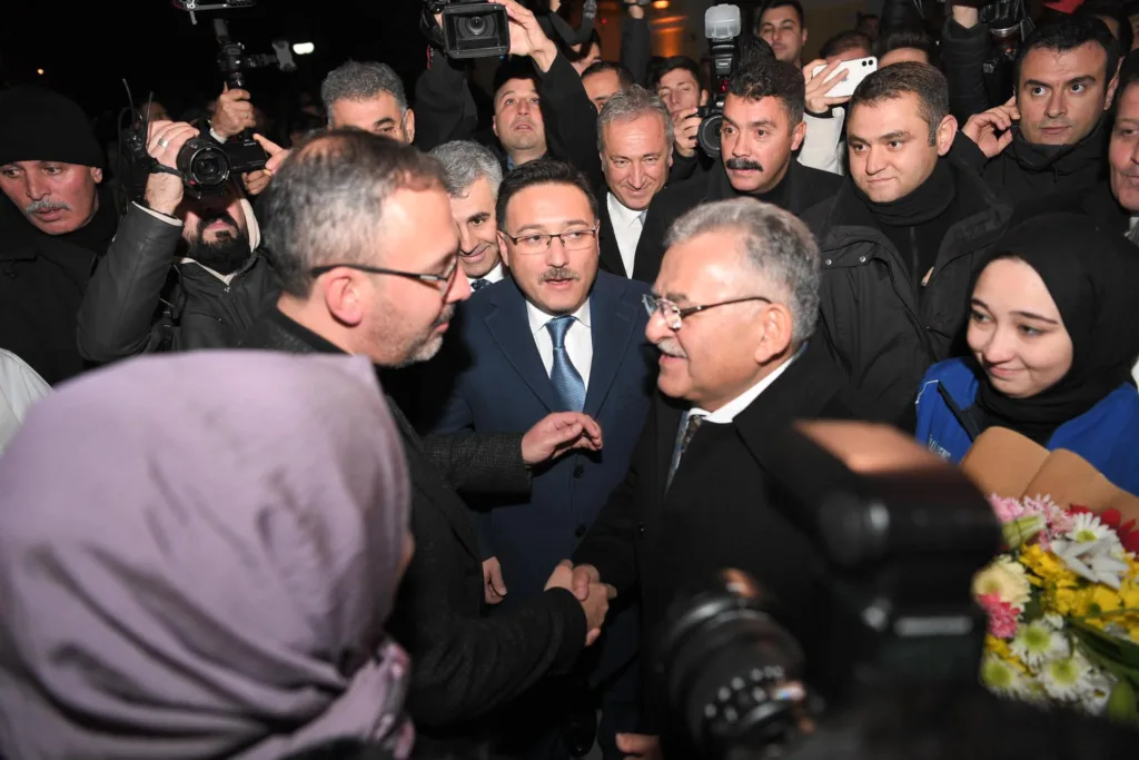 321057072 885732782560540 7838106770902538427 n e - Mega TV