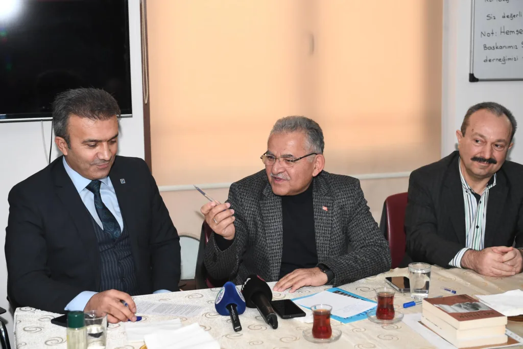 322708309 3023118457981037 4434848809747204487 n o - Mega TV