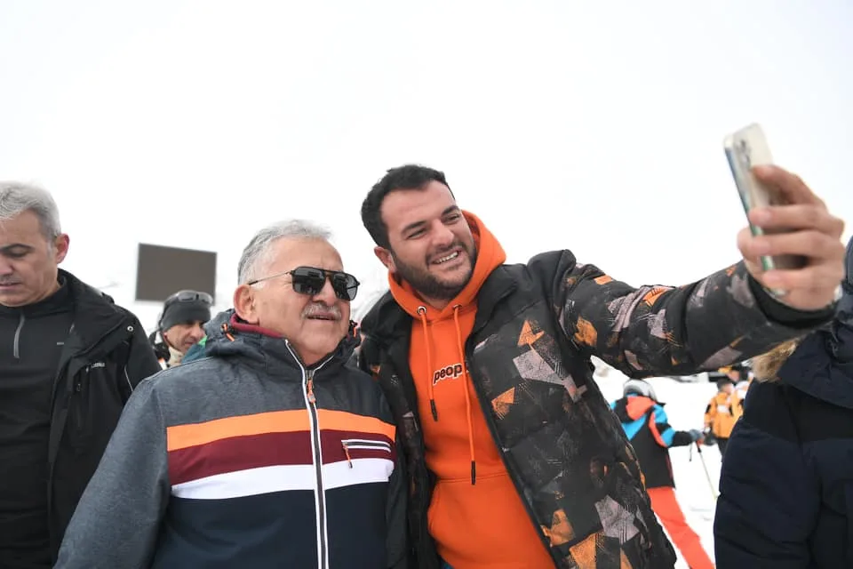 323411858 1124188691630812 4765272650894676495 n u jpg - Mega TV