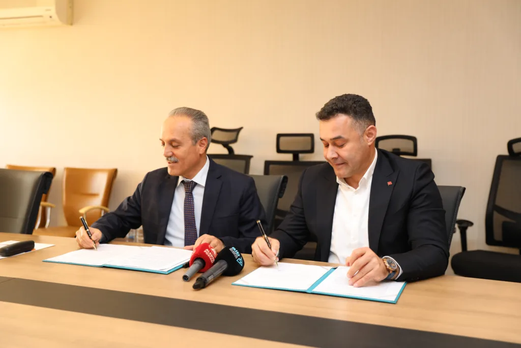 ALANYA BELEDIYESI VE TAPU MUDURLUGU PROTOKOL IMZALADI 4 - Mega TV