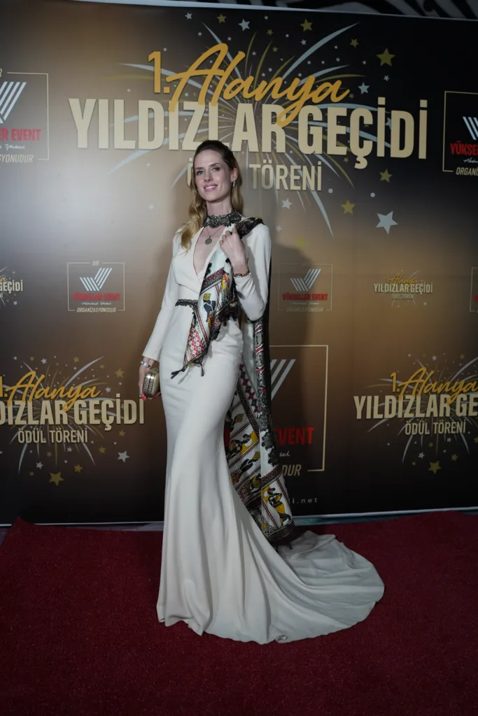 DSC01034 2 - Mega TV