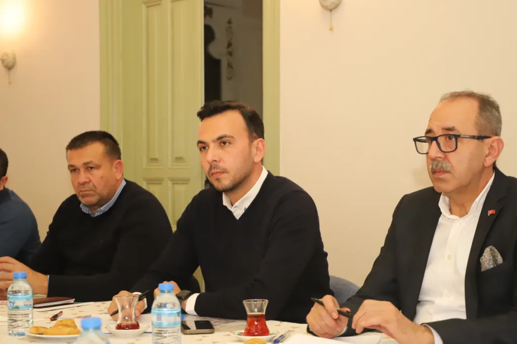 dc9022c3 6581 4a5c 8627 80cf93e1fe49 - Mega TV