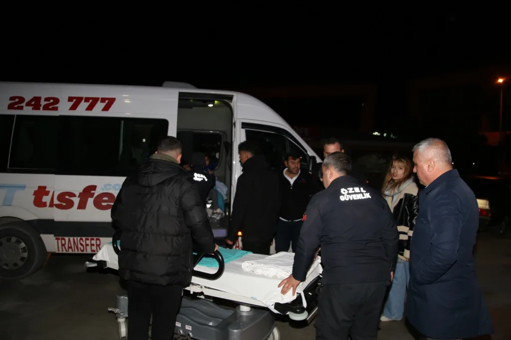 BAŞKAN ERDEM: ‘YARALARIMIZI BİRLİKTE SARIYORUZ’ - Mega TV 31ffb326 9028 4b91 a43d 44f665f25658 - Mega TV
