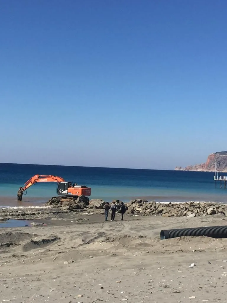 ALANYA SAHİLLERİ BU KADAR MI SAHİPSİZ? - Mega TV 629de653 70ad 4237 bfcf 92686b68abb8 1 jpg - Mega TV
