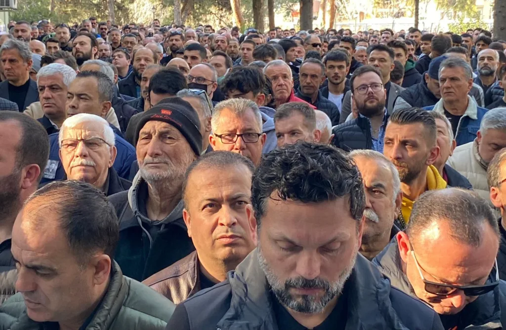 TANER SAVUT SON YOLCULUĞUNA UĞURLANDI - Mega TV 949ad012 2f3d 456e 8b12 bc2f345a609d - Mega TV