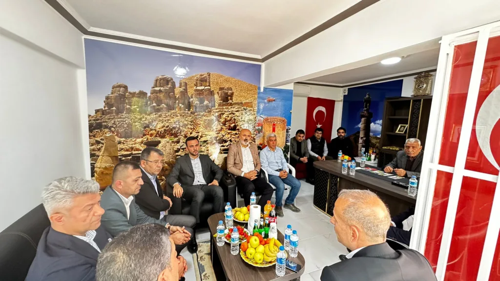 AK PARTİ’DEN HEMŞEHRİ DERNEKLERİNE GEÇMİŞ OLSUN ZİYARETİ - Mega TV 097ce818 9bfa 4971 a4e6 48d635bac709 - Mega TV