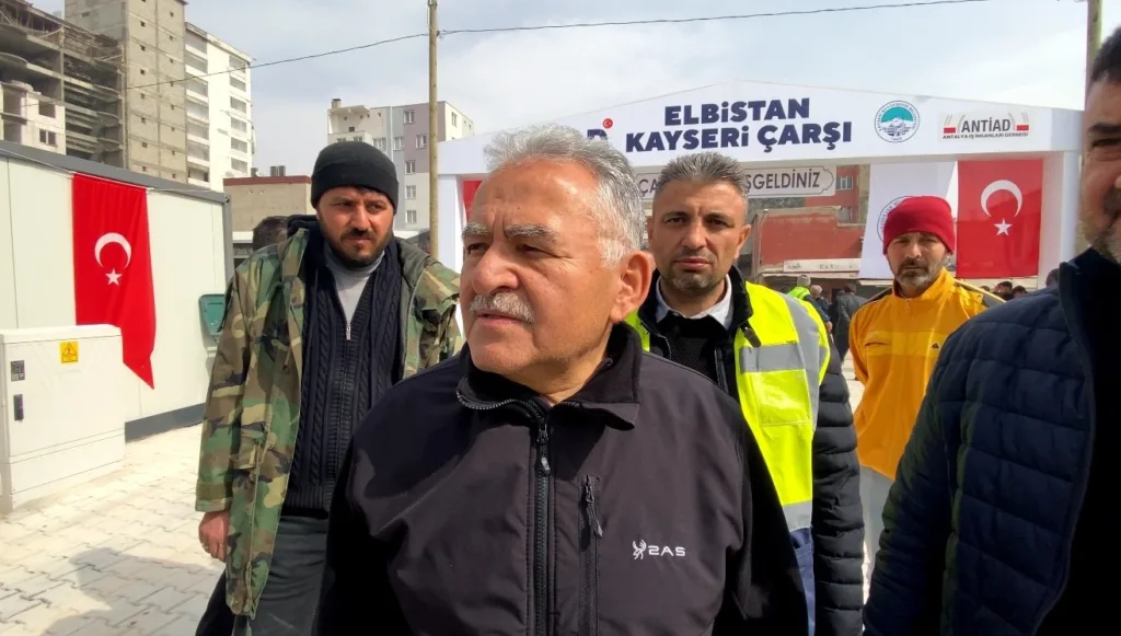 BÜYÜKKILIÇ: “KAYSERİ, CANLA BAŞLA KAHRAMANMARAŞLI CANLARIMIZIN YANINDA” - Mega TV 1 7 - Mega TV