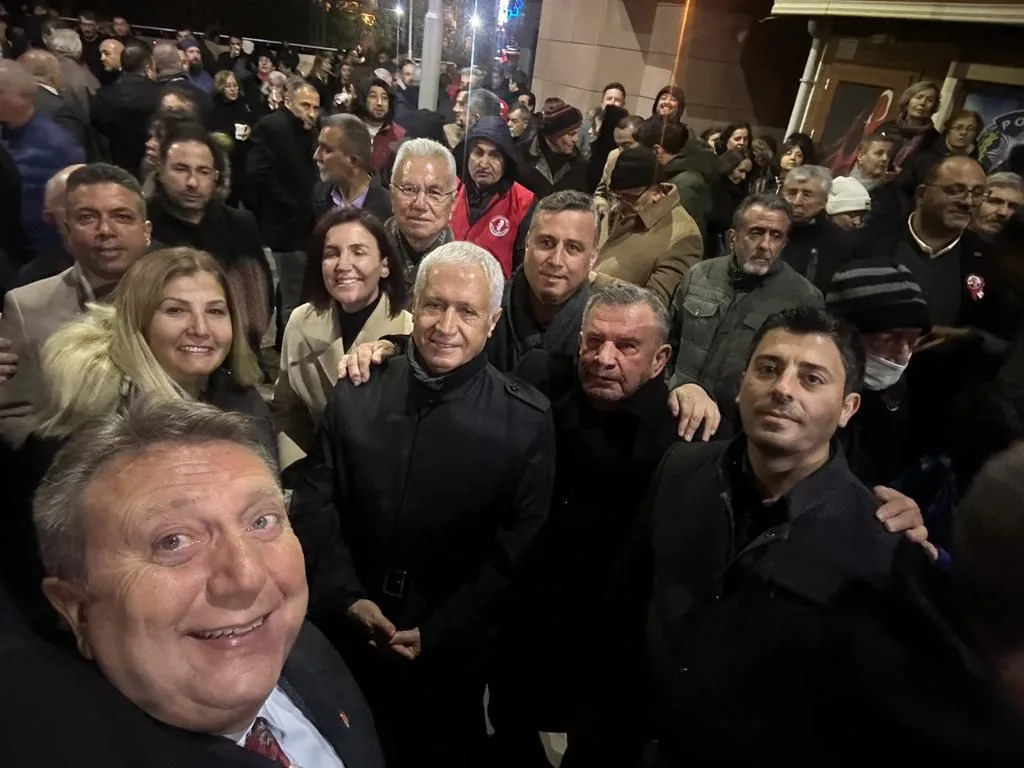 KARADAĞ VE HANCI, KILIÇDAROĞLU'NU YALNIZ BIRAKMADI - Mega TV 5e0f5b28 f5f6 44b4 b201 81c2ff2594b1 jpg - Mega TV