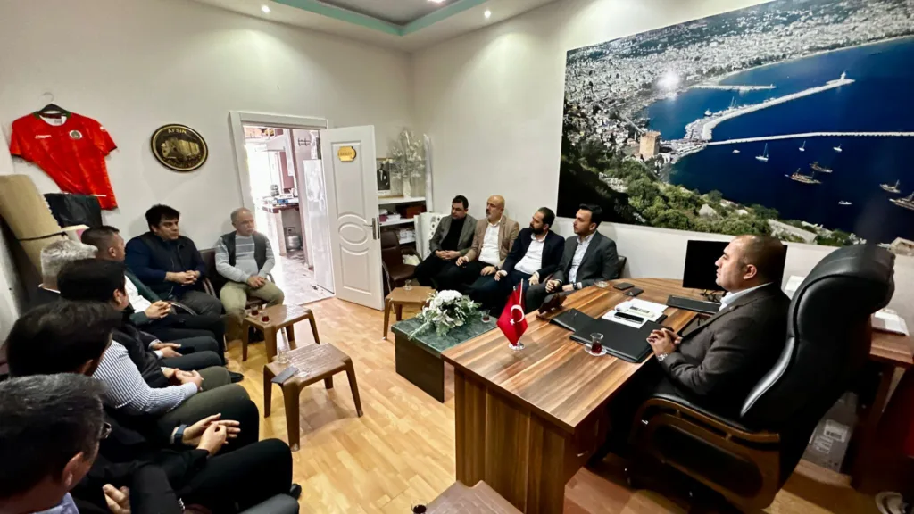 AK PARTİ’DEN HEMŞEHRİ DERNEKLERİNE GEÇMİŞ OLSUN ZİYARETİ - Mega TV 6cf06025 5d12 4b63 8141 c704c6f12b70 - Mega TV