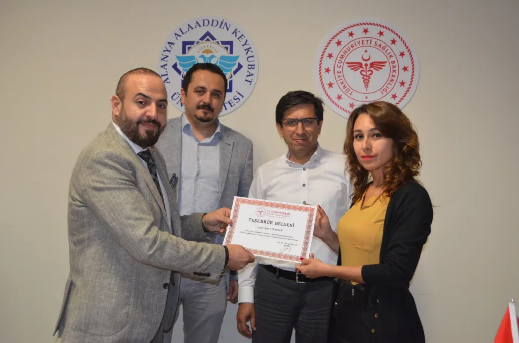 SAĞLIK ÇALIŞANLARINA BAŞARI BELGESİ - Mega TV WhatsApp Image 2023 03 30 at 15.42.54 - Mega TV