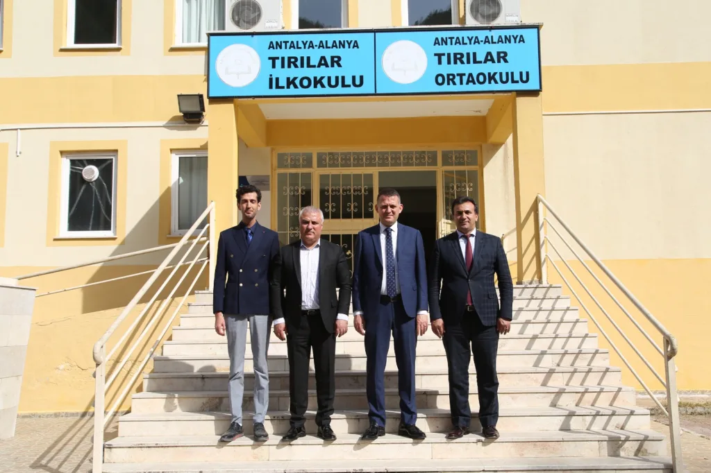 ALTSO BAŞKANI ERDEM, ÖĞRENCİLERİ DE UNUTMADI - Mega TV b5e590c7 80bb 491a 88ff 12cdb70c3d05 1 - Mega TV