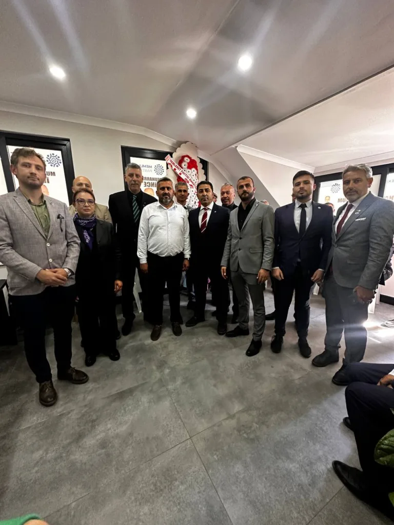 photo 5850304670940118581 y - Mega TV