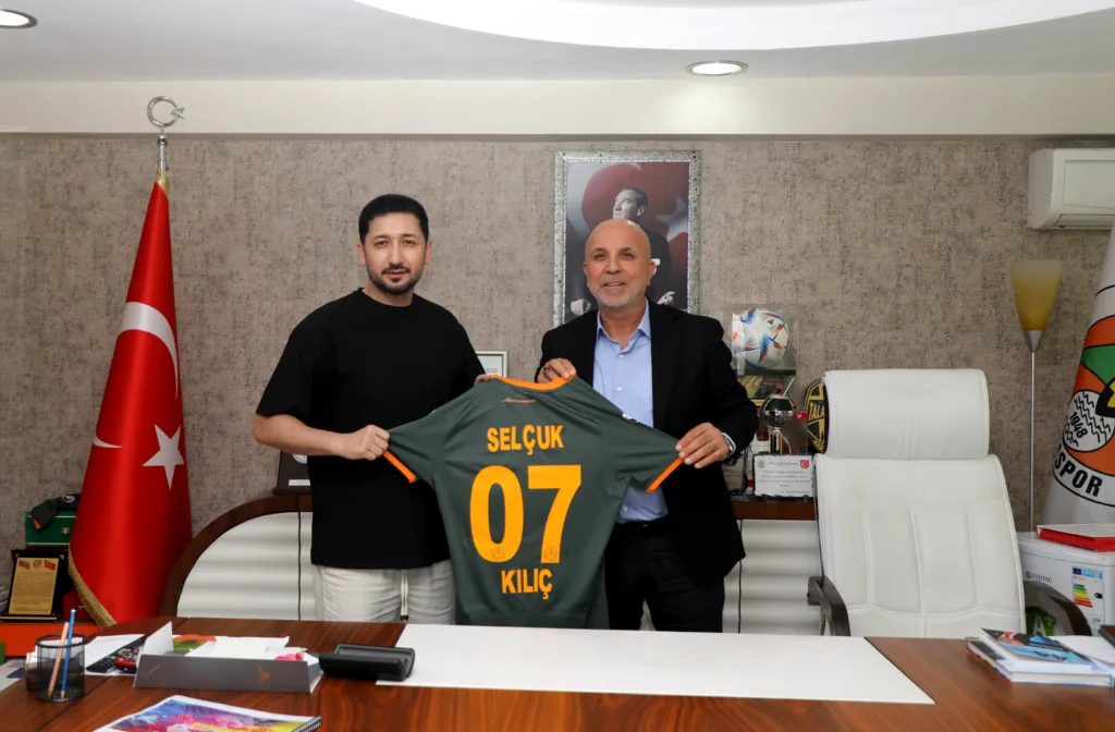 ÜNLÜ OYUNCU SELÇUK KILIÇ'TAN BAŞKAN'A ZİYARET - Mega TV 7H5A7259 copy 1 - Mega TV