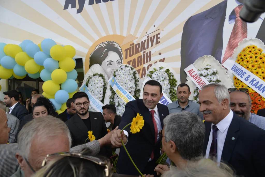 İYİ PARTİ SEÇİM OFİSİ AÇILIŞI YAPILDI - Mega TV DSC8519 - Mega TV