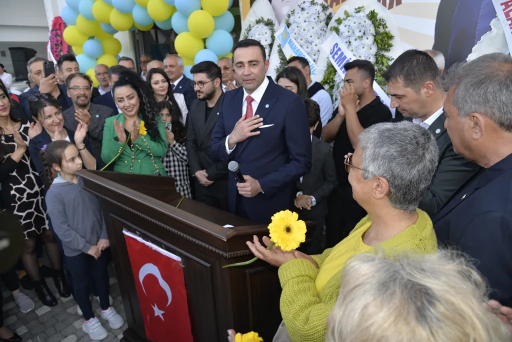 İYİ PARTİ SEÇİM OFİSİ AÇILIŞI YAPILDI - Mega TV DSC8708 - Mega TV
