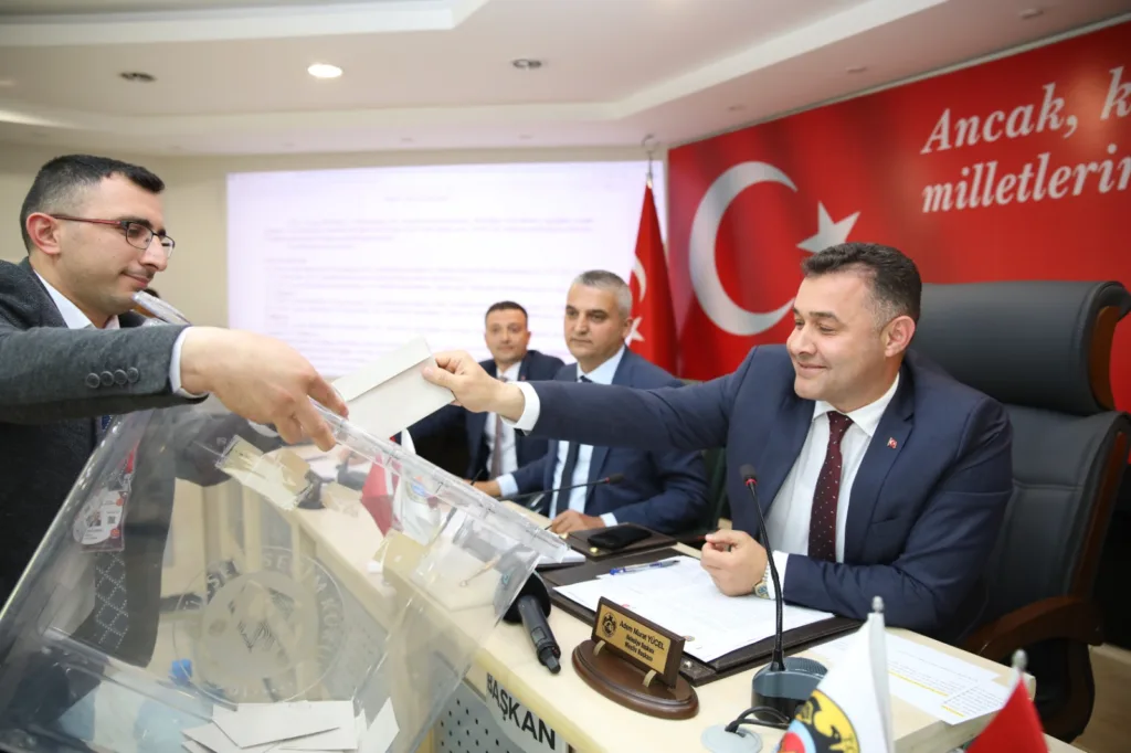 BAŞKAN YÜCEL’İN FAALİYET RAPORU MECLİSTE KABUL EDİLDİ - Mega TV WhatsApp Image 2023 04 04 at 18.36.26 - Mega TV