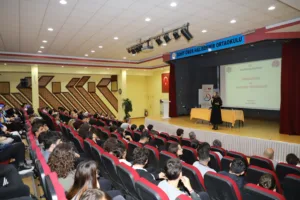 ALANYA BELEDİYE PSİKOLOĞU ESRA YEMEZ SEMİNER VERDİ - Mega TV 8 3 - Mega TV