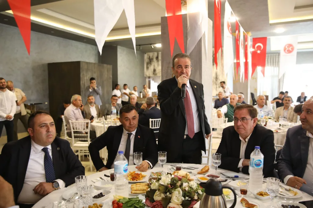 BAŞKAN YÜCEL MUHTARLAR VE STK TEMSİLCİLERİ İLE İSTİŞARE TOPLANTISI GERÇEKLEŞTİRDİ - Mega TV WhatsApp Image 2023 05 08 at 16.22.23 1 - Mega TV