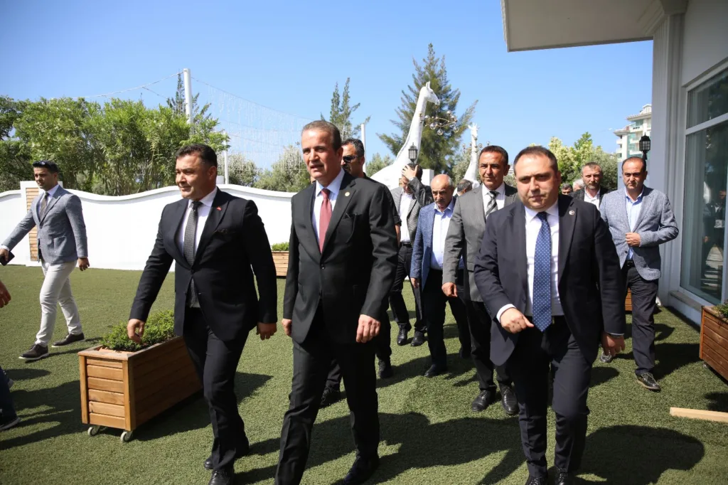 BAŞKAN YÜCEL MUHTARLAR VE STK TEMSİLCİLERİ İLE İSTİŞARE TOPLANTISI GERÇEKLEŞTİRDİ - Mega TV WhatsApp Image 2023 05 08 at 16.22.25 1 - Mega TV
