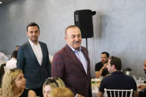 "GENÇ İŞ İNSANLARIMIZIN HER ZAMAN ARKASINDA DURDUK" - Mega TV WhatsApp Image 2023 05 25 at 12.49.44 1 - Mega TV