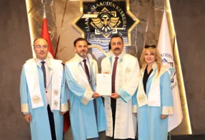ALKÜ SAĞLIK TURİZMİNDEN İLK DOKTORA MEZUNU - Mega TV 5M3A9181 - Mega TV