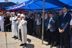 ALANYA SEHIT CENAZE TORENI 7 min - Mega TV