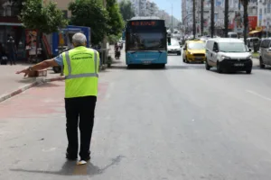 BÜYÜKŞEHİR’DEN OTOBÜSLERE KLİMA DENETİMİ - Mega TV Buyuksehirden Otobuslere klima denetimi 8 - Mega TV