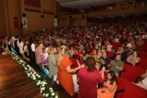 “TÜRKÜ TÜRKÜ TÜRKİYE’M” KONSERİ - Mega TV EMIN7576 - Mega TV