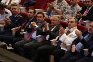 BAŞKAN BÜYÜKKILIÇ, ERCİYES TIP FAKÜLTESİ MEZUNİYET TÖRENİ’NE KATILDI - Mega TV MRK36123 o - Mega TV