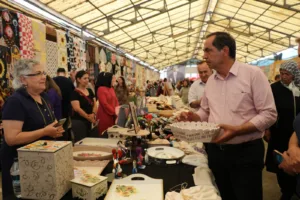 GAZİPAŞA BELEDİYESİ EL SANATLARI ATÖLYESİ’NDE DOKUMA KURSU TAMAMLANDI - Mega TV WhatsApp Image 2023 06 14 at 17.19.12 1 - Mega TV