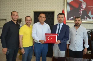 MHP İLÇE YÖNETİMİNDEN BAŞHEKİME ZİYARET - Mega TV WhatsApp Image 2023 06 15 at 15.34.37 - Mega TV