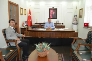 BAŞHEKİM GÜLER’DEN KAYMAKAM ÜRKMEZER’E ZİYARET - Mega TV WhatsApp Image 2023 06 19 at 13.57.55 - Mega TV