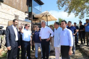 TOKLU “ALANYA’NIN HER TALEBİNE ÇÖZÜMLER ÜRETMEK İÇİN VARIZ” - Mega TV WhatsApp Image 2023 06 25 at 17.10.20 - Mega TV