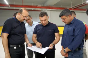 CUMA PAZARI BU HAFTA YENİ YERİNDE AÇILIYOR - Mega TV 14 min - Mega TV