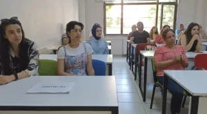 KAYMEK’TEN SAĞLIK ÇALIŞANLARINA TÜRK İŞARET DİLİ KURSU - Mega TV 3654654 k min - Mega TV
